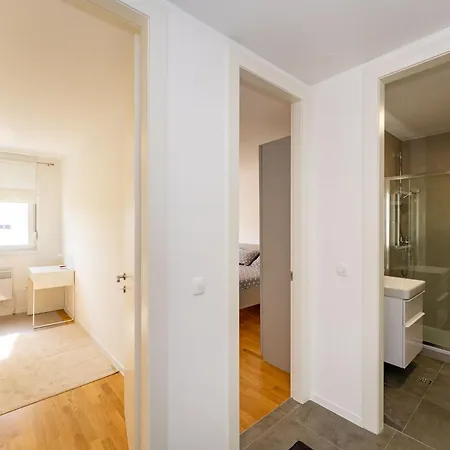 Apartment Flora & Dita With Free Private Parking